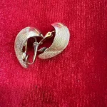 Artistic Curl Gold Earrings
