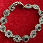 Vintage Elegance Silver and Black Stone Bracelet