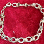 Elegant Gold Chain Bracelet