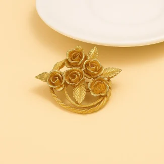 Golden Brooch 1017