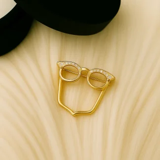 Golden Brooch 1044