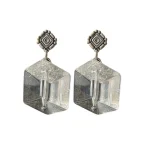 White Earring 3040