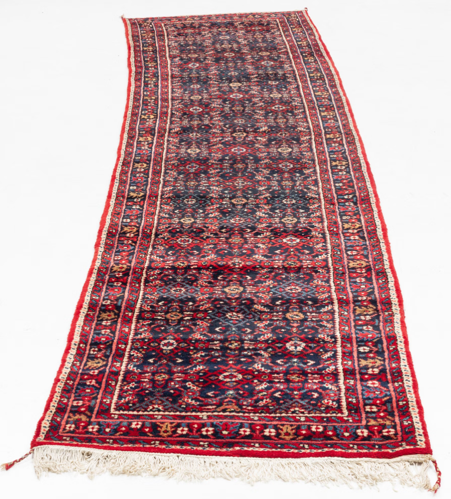 A-Hamadan-runner-carpet-c.-405-x-91-98-cm.-2.png-filenameUTF-8A20Hamadan20runner20carpet2C20c.2040520x2091-9820cm.20-202.png