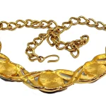 A VINTAGE MONET STATEMENT NECKLACE 2
