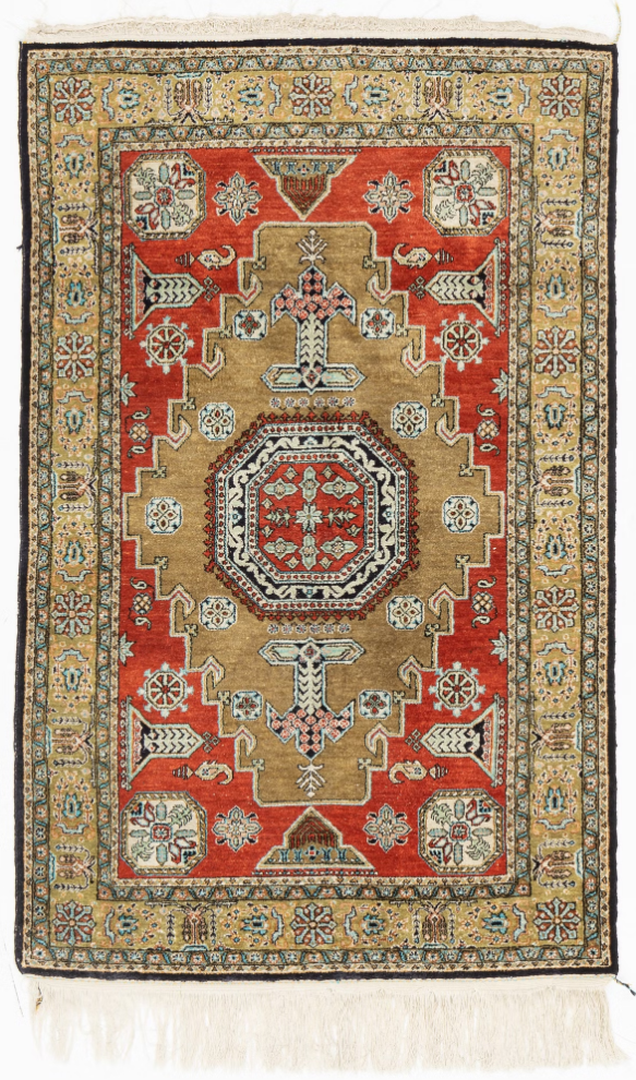 A-rug-silk-Quum-ca-121-x-76-cm.-1.png-filenameUTF-8A20rug2C20silk20Quum2C20ca2012120x207620cm.20-201.png