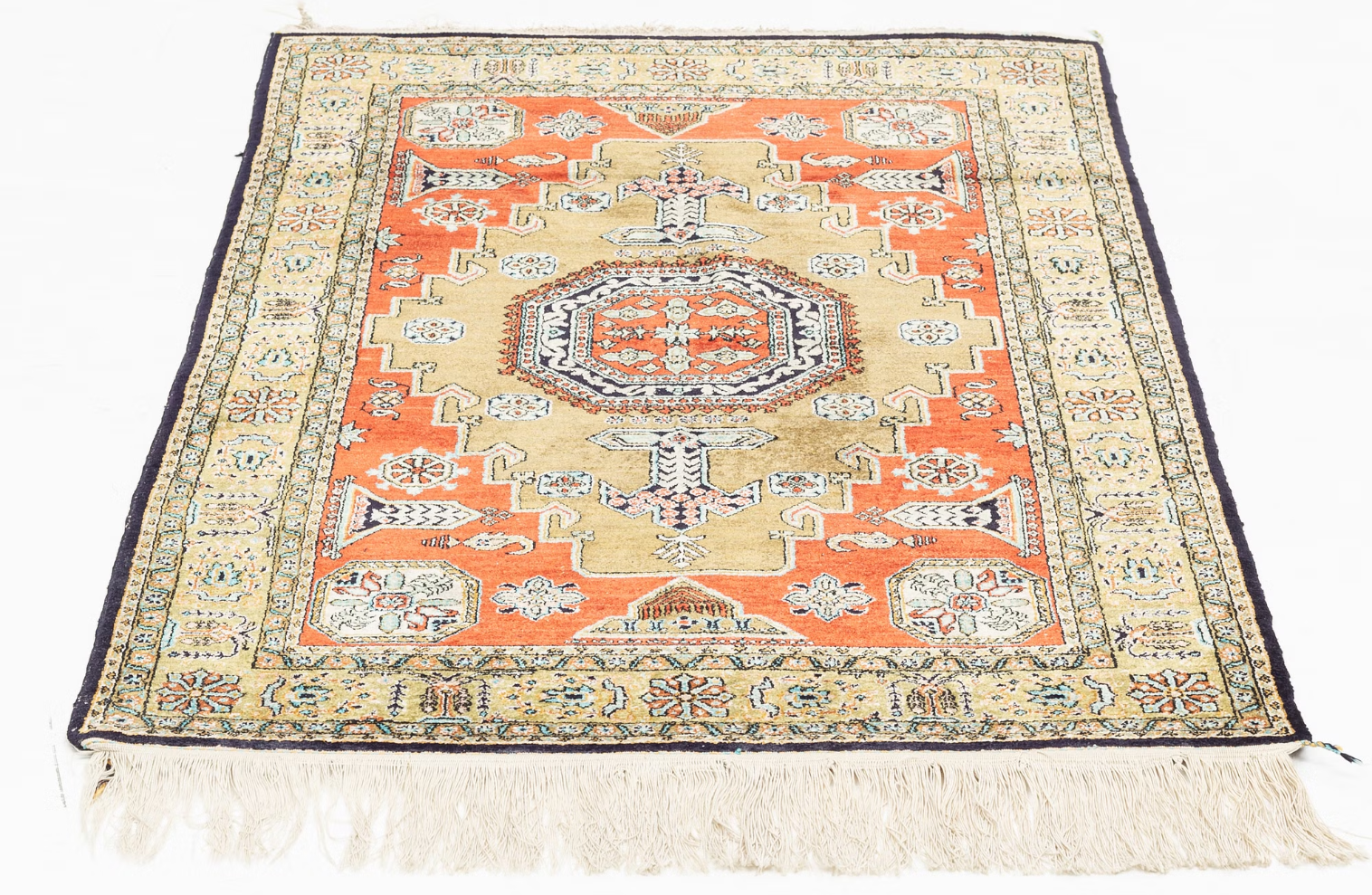 A-rug-silk-Quum-ca-121-x-76-cm.-2.png-filenameUTF-8A20rug2C20silk20Quum2C20ca2012120x207620cm.20-202.png