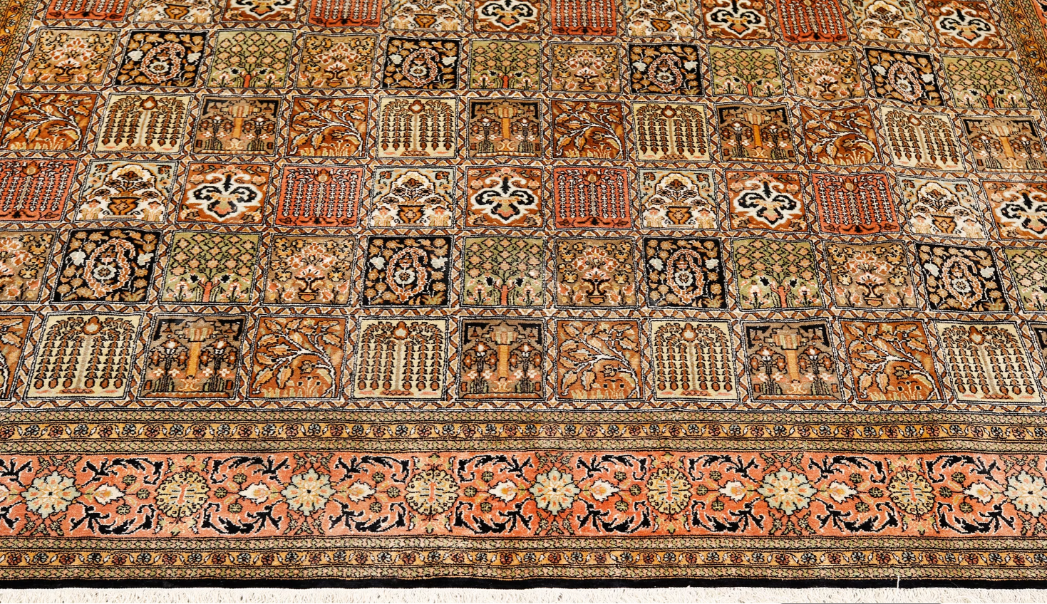 A-silk-Kashmir-carpet-ca-313-x-212-cm-5-1.png-filenameUTF-8A20silk20Kashmir20carpet2C20ca2031320x2021220cm20-205-1.png