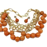 AN IMPRESSIVE NECKLACE OF LARGE JADEITE BEADS AND CHAINS 1