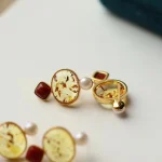 Natural amber and red pearl earrings 2