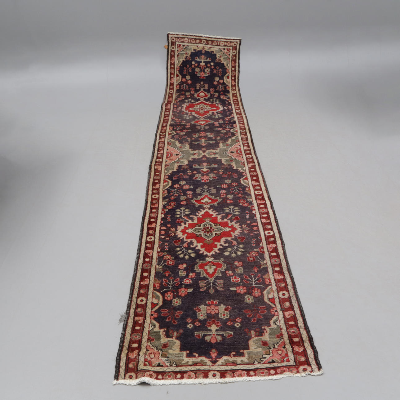 ORIENT-CARPET-gallery-model-430x80cm.-1-1.jpg-filenameUTF-8ORIENT20CARPET2C20gallery20model20430x80cm.20-201-1.jpg
