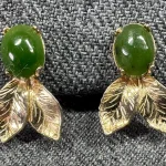 Vintage 12K gold-filled green jade cab leaves screw back earrings 2