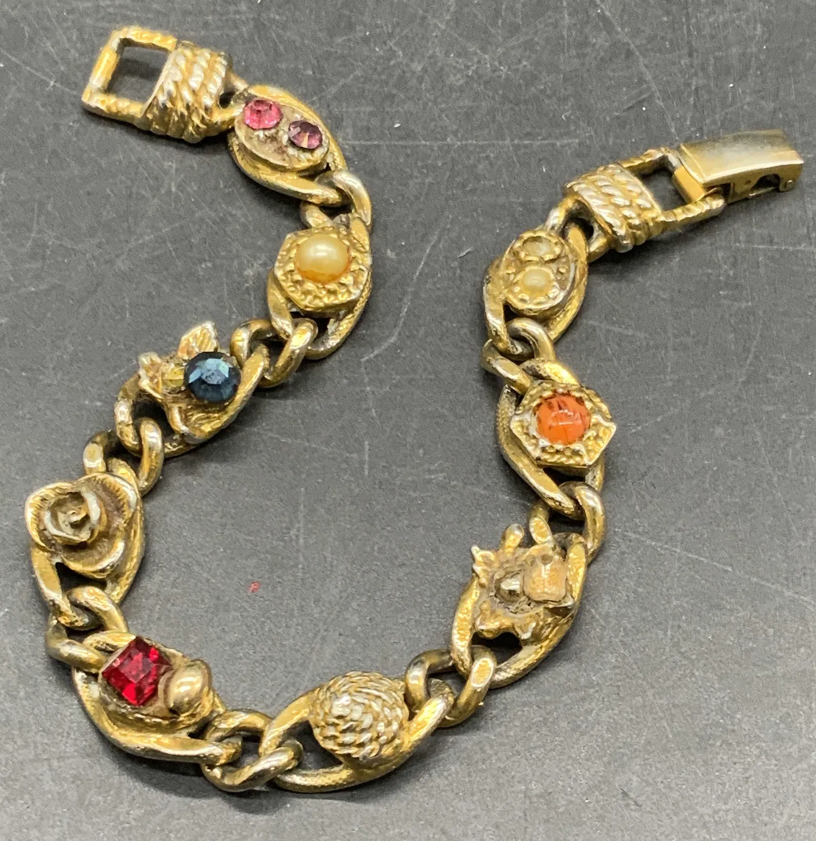 Vtg-GOLDETTE-Crystal-Costume-Cabochon-Bracelet-1.webp-filenameUTF-8Vtg20GOLDETTE20Crystal2020Costume20Cabochon20Bracelet201.webp.webp