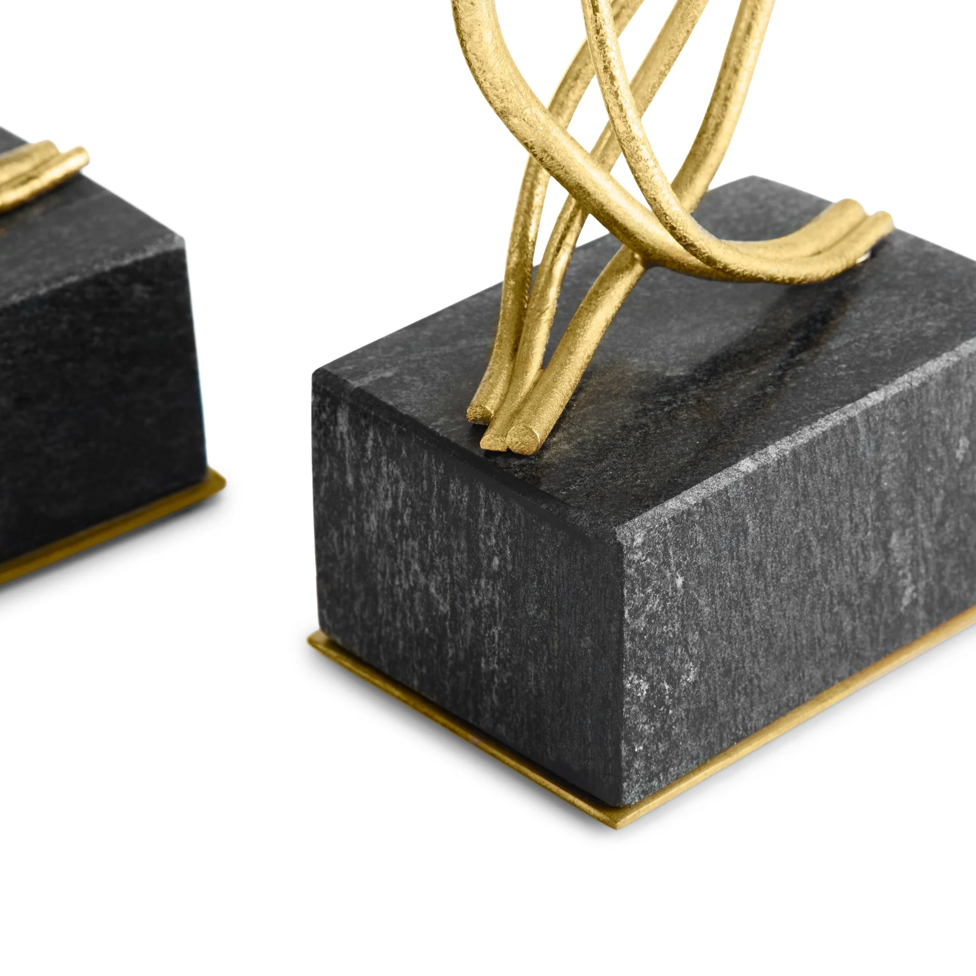 michael-aram-anemone-candleholders-634026-1.webp-filenameUTF-8michael-aram-anemone-candleholders-634026-1.webp-1.webp