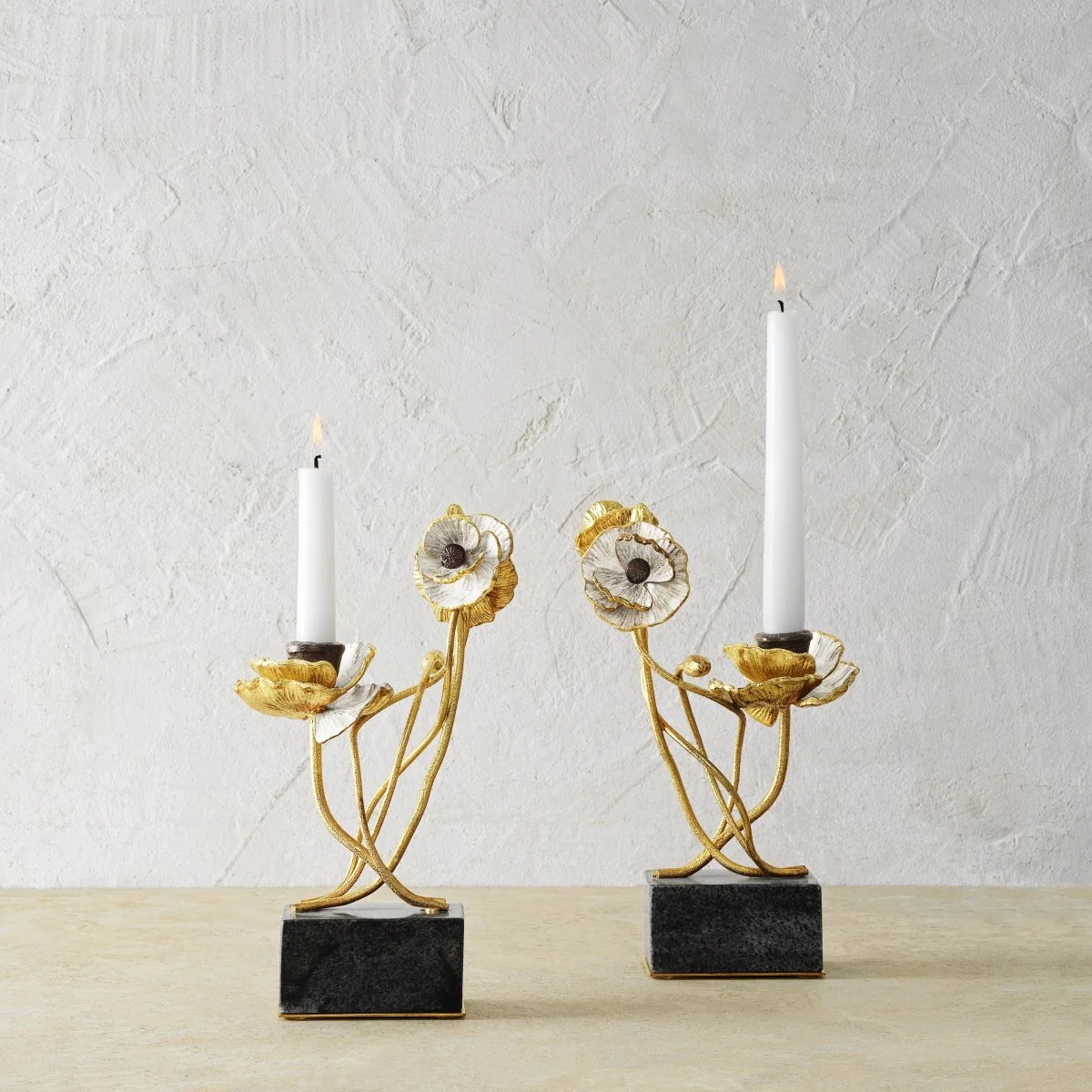 michael-aram-anemone-candleholders-7407268-1.webp-filenameUTF-8michael-aram-anemone-candleholders-7407268-1.webp-1.webp
